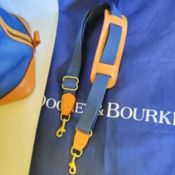 Dooney & Bourke Vintage Lg Cabriolet Zip Around Canvas/Leather Travel Bag - Blue - Picture 3 of 16